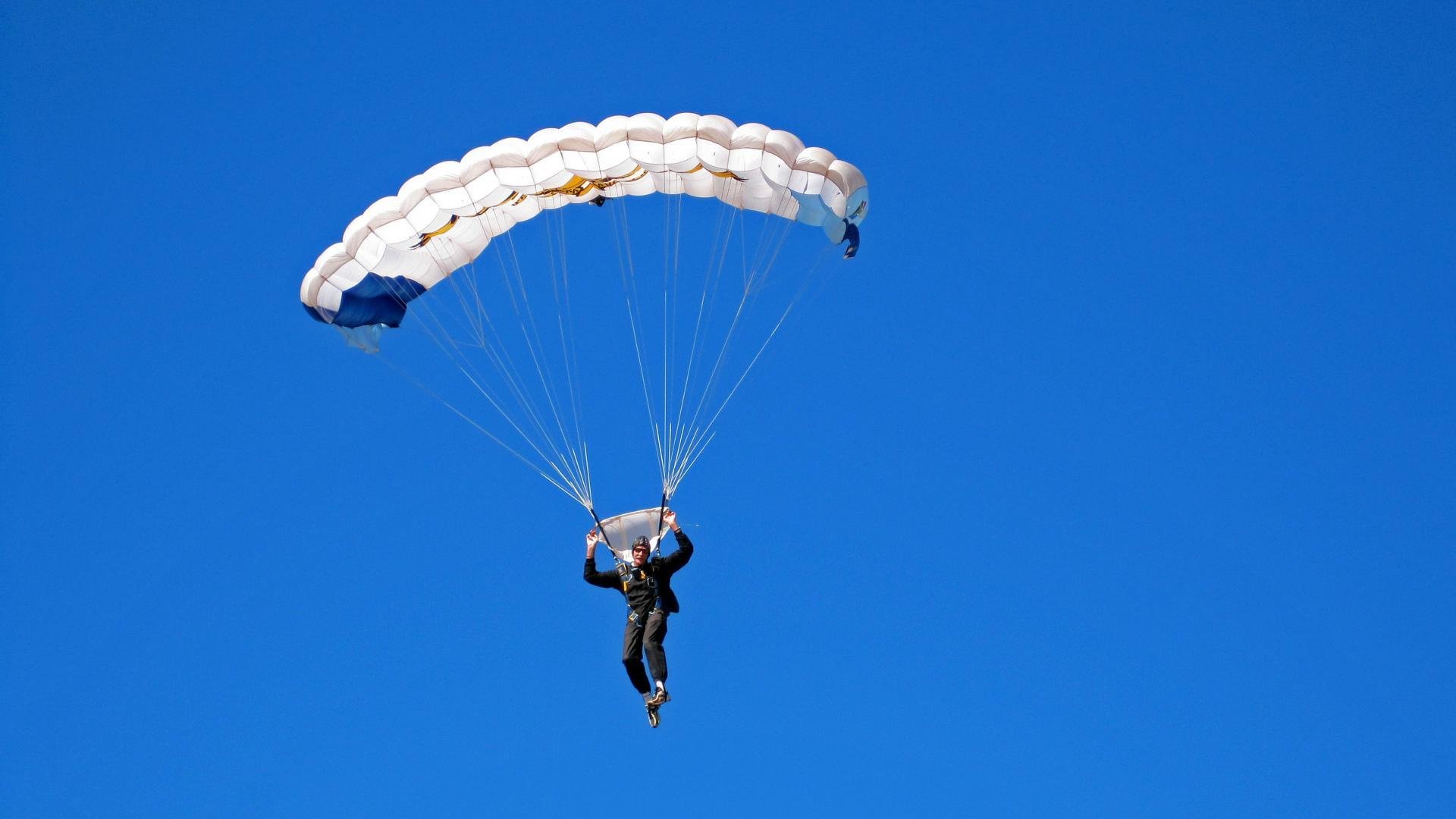 陈芋汐跳台动作精准高难度加分，陈芋汐为什么练跳水